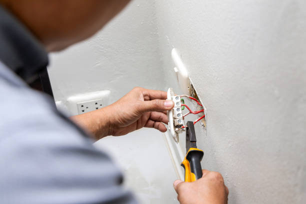 Best Licensed Electrician  in Glastonbury Center, CT